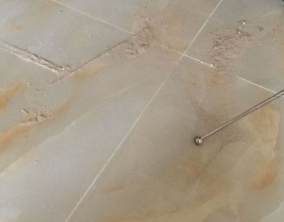 西林瓷砖空鼓维修公司分享粘合剂选择不当在瓷砖铺贴过程中可能导致以下问题